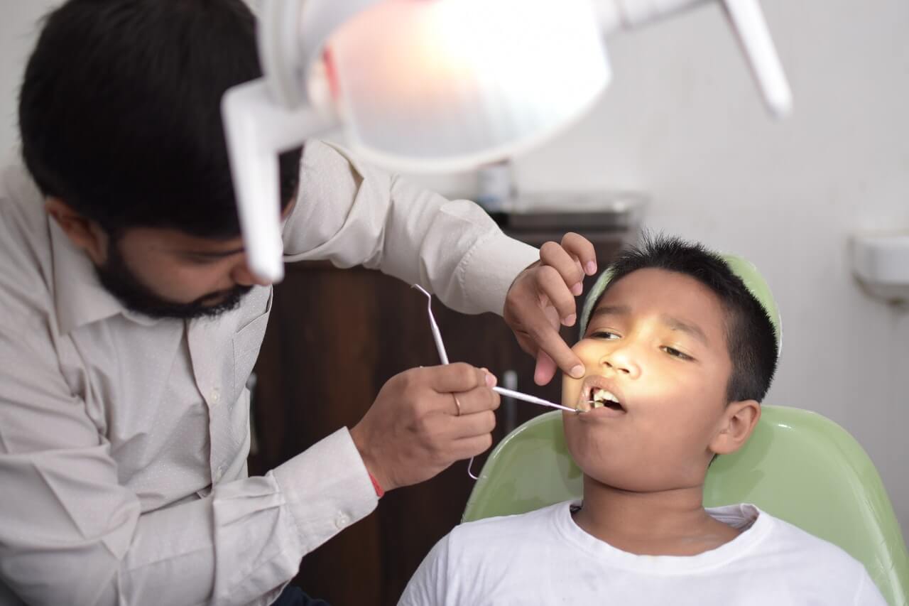 Wizyta adaptacyjna dziecka u dentysty